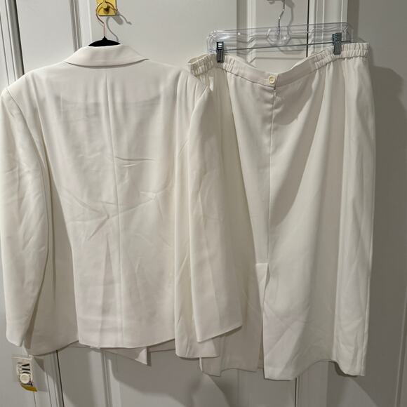 NWT NIGHT STUDIO NY 2 Pc Skirt Suit Jacket Set - Picture 6 of 8